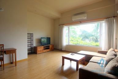 Lakeside two bedroom apartment to rent in Tay Ho